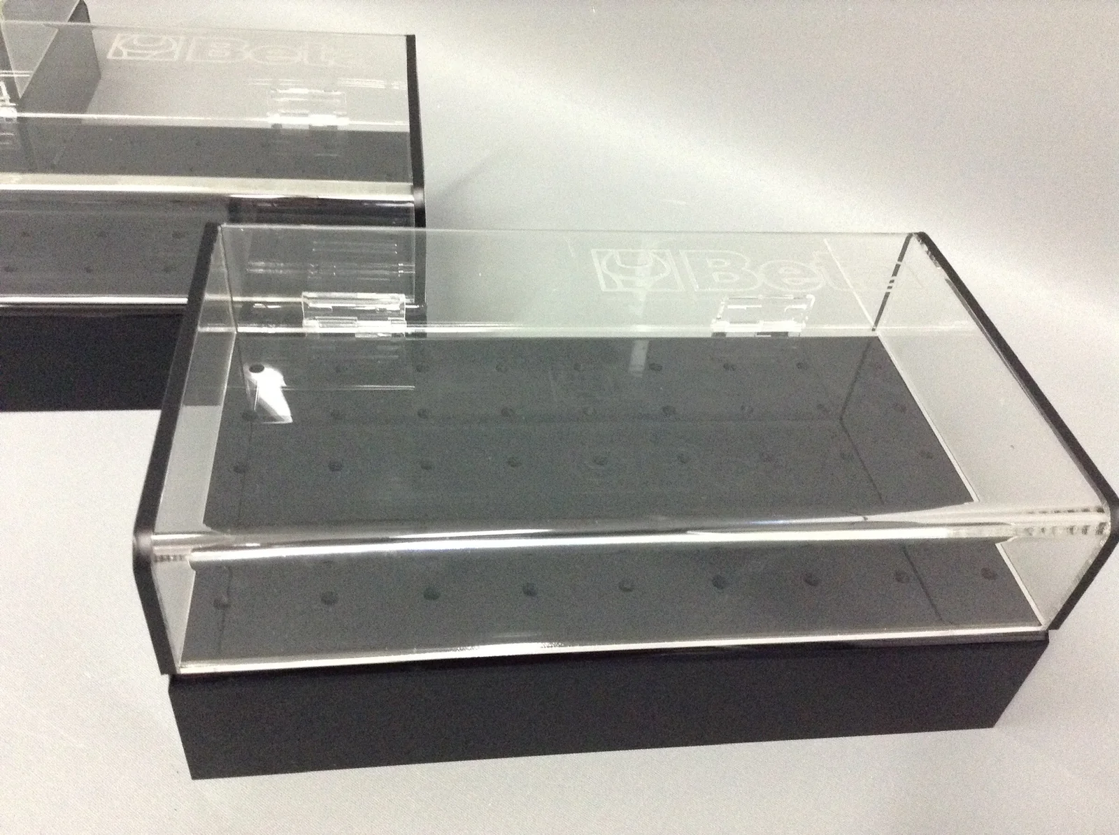 Beta — display from acrylic for frezy
