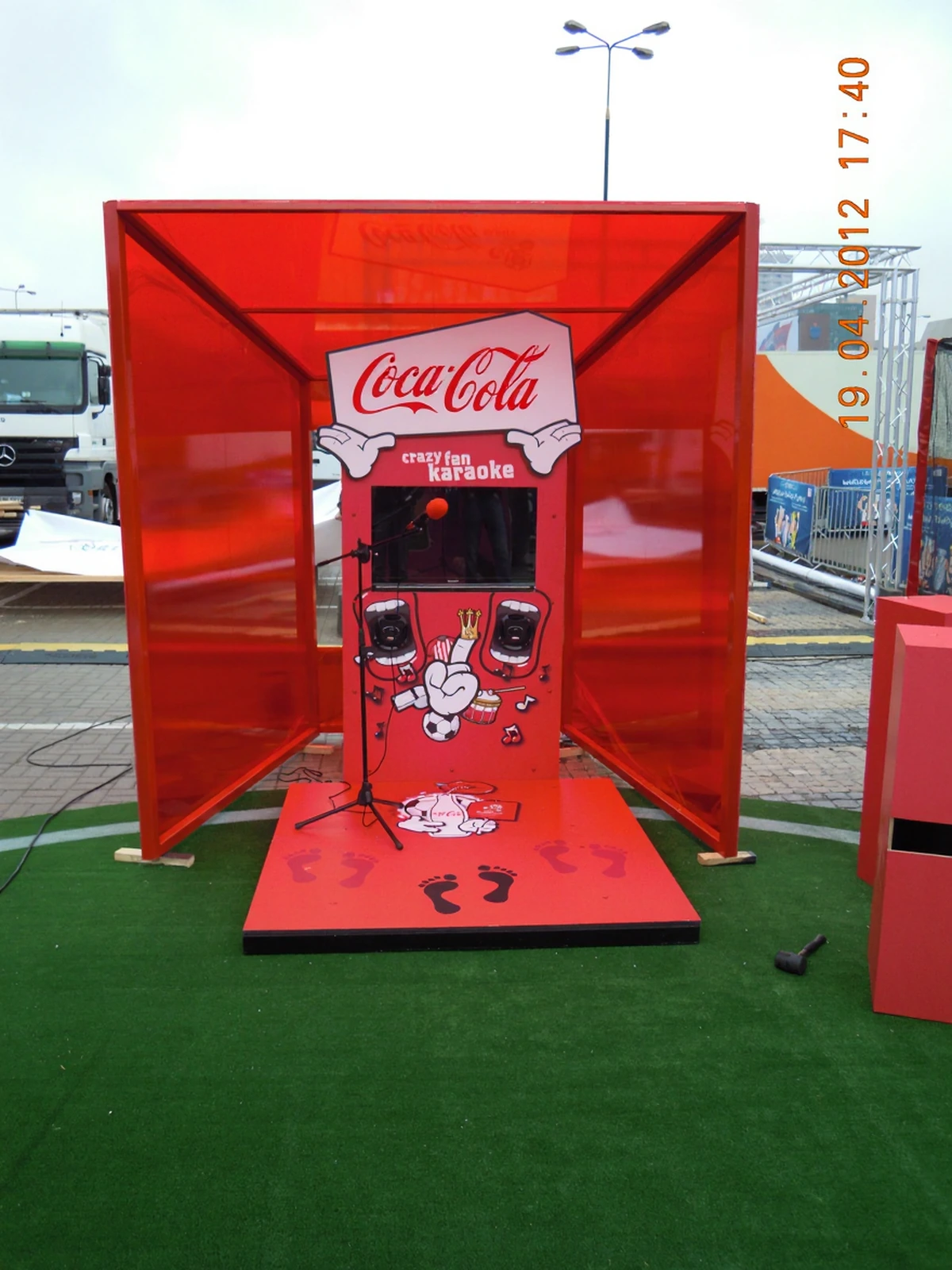 KIOSK MULTIMEDIALNY karaoke Coca-Cola
