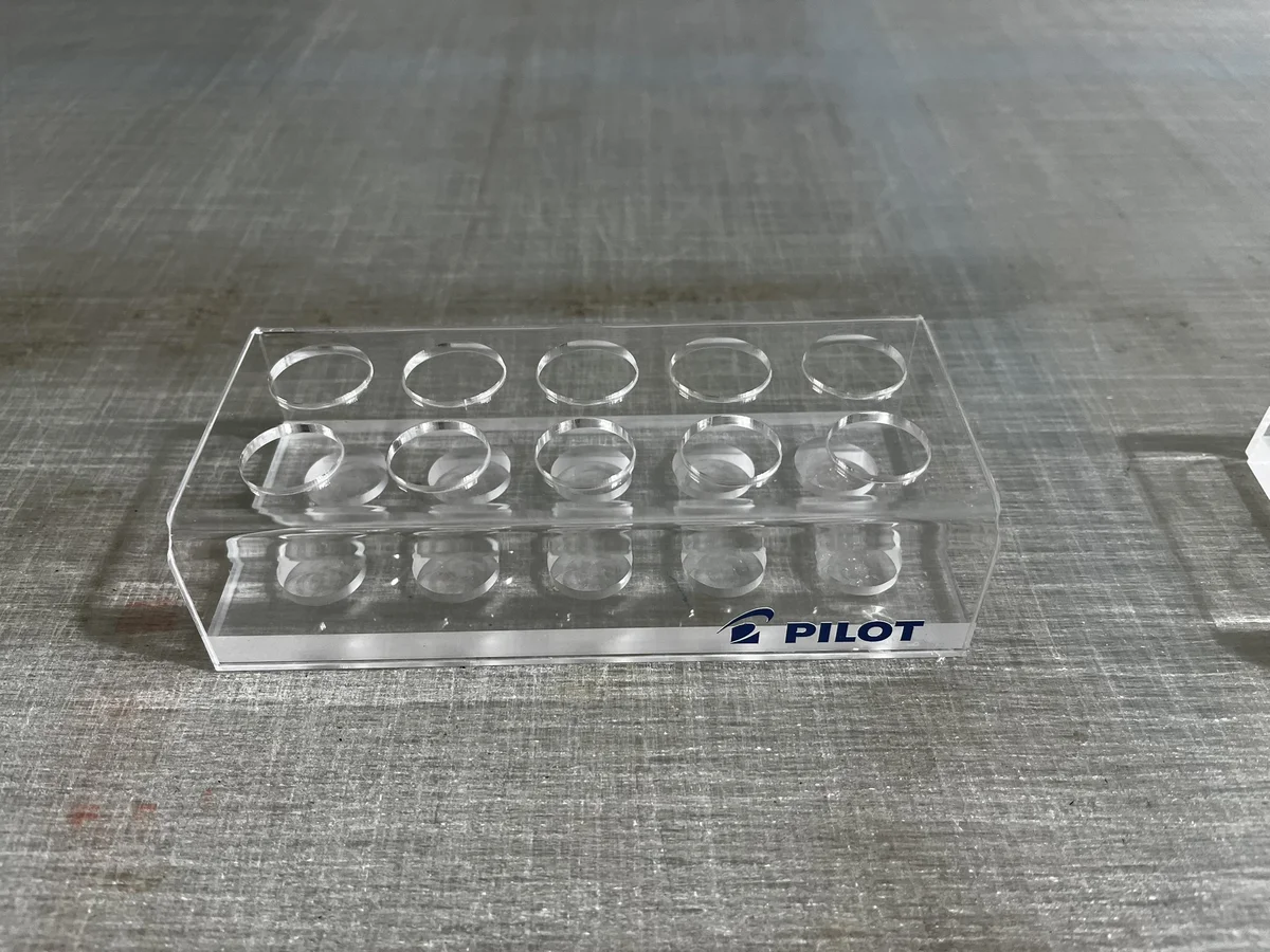 Pilot — taca from ten openings for pisaki, clear acrylic