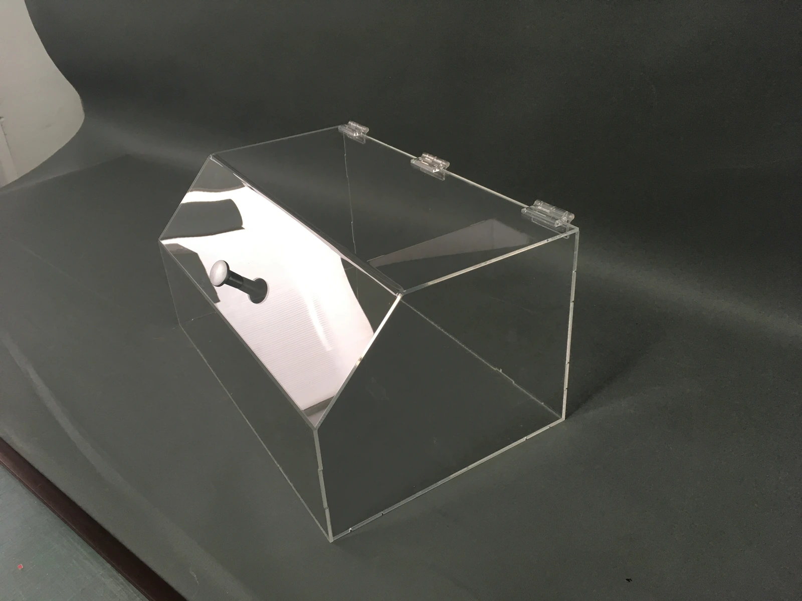 grocery stores — container from acrylic for pieczywo or cukierki