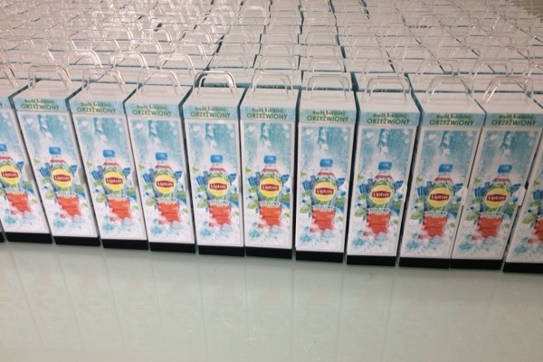 Ekspozytory promocyjne Lipton